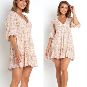 Petal + Pup Ernie floral mini dress NWOT Sz 4 relaxed fit V neck cottage core